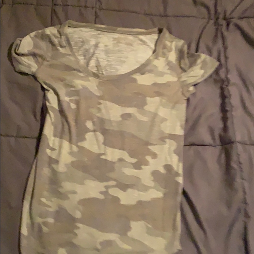 camo tee